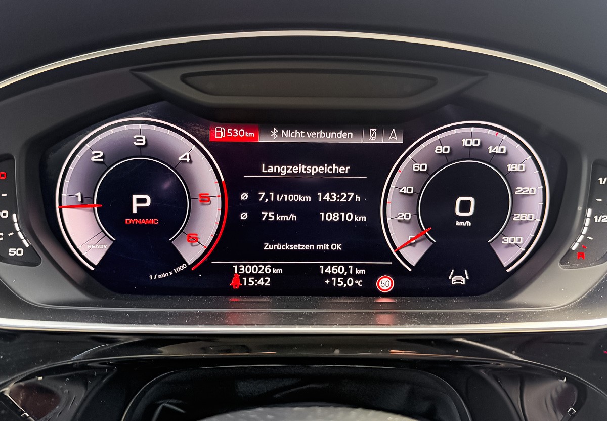Audi A8 50 3.0 TDI quattro Matrix SHZ Navi 
