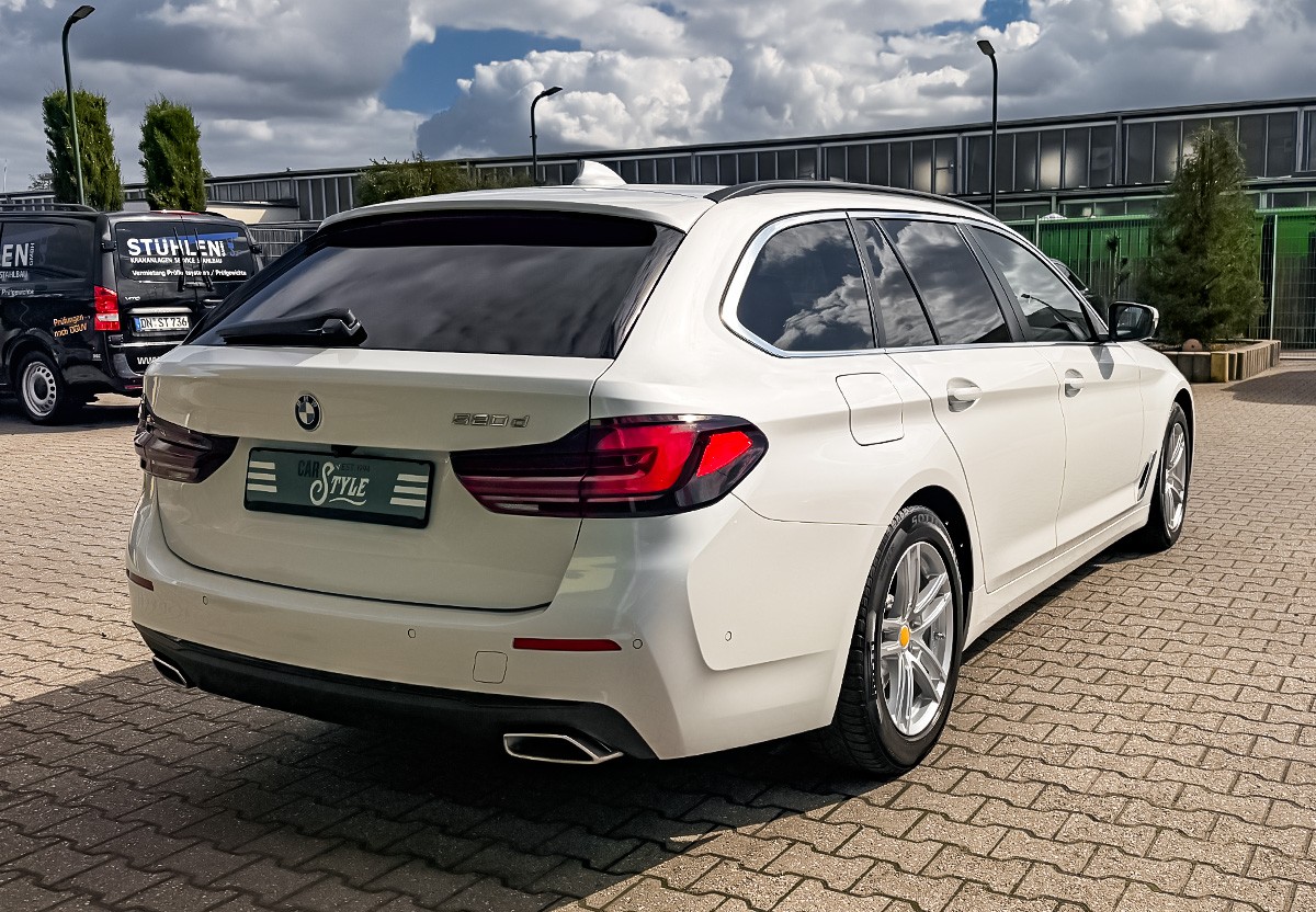 BMW 520  d Mild Hybrid AHK SHZ Navi RFK 