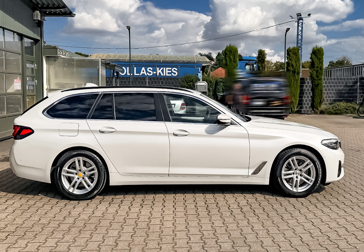 BMW 520  d Mild Hybrid AHK SHZ Navi RFK 