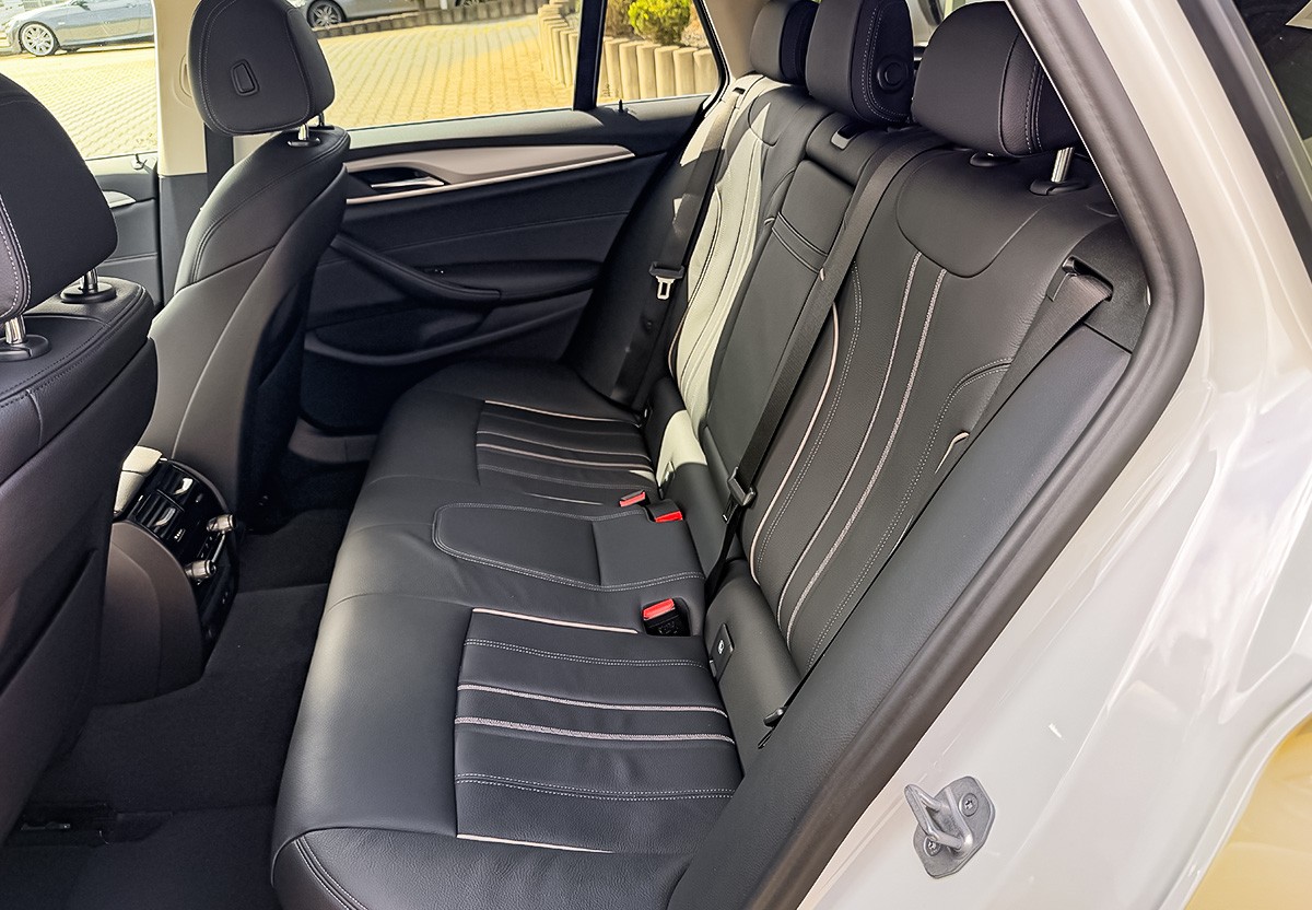 BMW 520  d Mild Hybrid AHK SHZ Navi RFK 