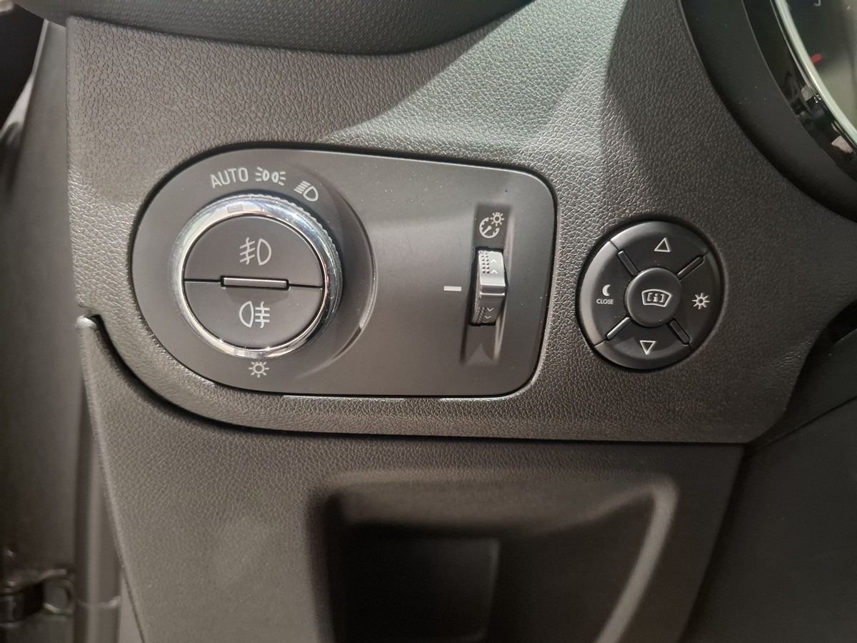 Opel Crossland X 1.2 Kamera Head Up LED