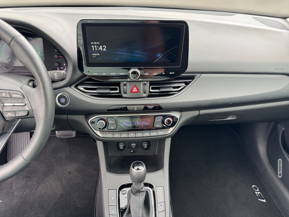 Hyundai i30 Edition 30 + 7-DCT Pano