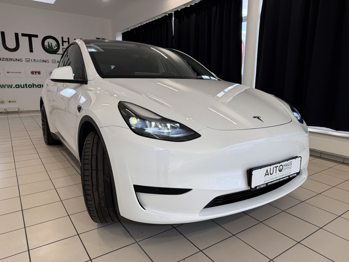 Tesla Model Y RWD Basis RWD