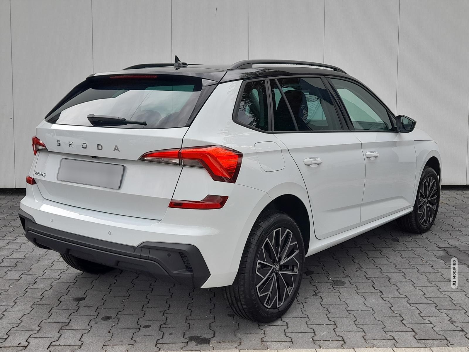 Skoda Kamiq 1.0 TSI Selection NAVI/APP~SHZ~2xPDC~RFK