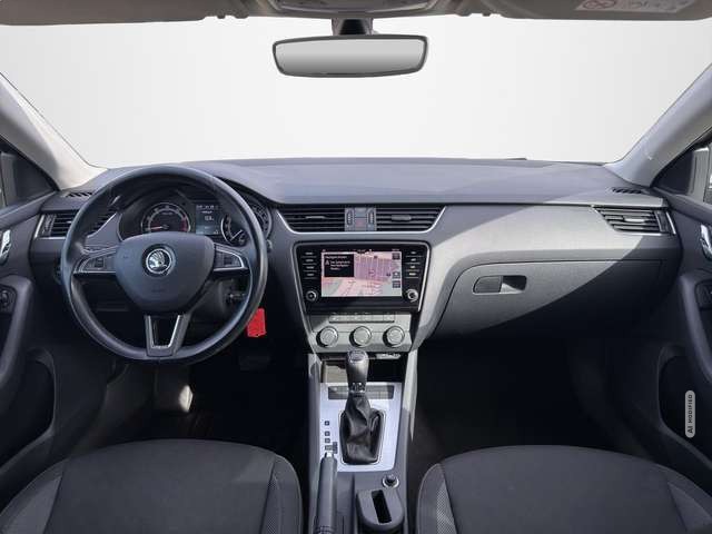 Skoda Octavia Combi 1.0 TSI Ambition DSG / LED / AHK / NAVI / KA