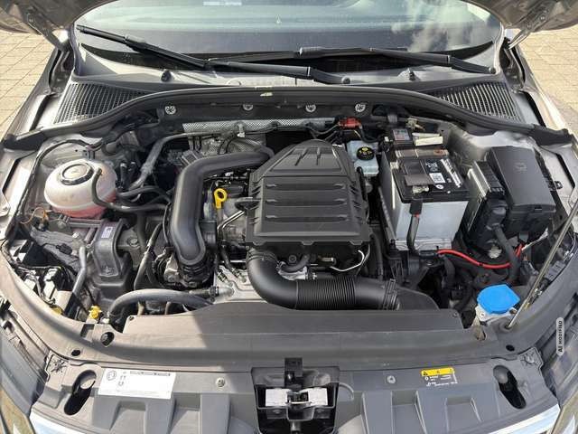 Skoda Octavia Combi 1.0 TSI Ambition DSG / LED / AHK / NAVI / KA