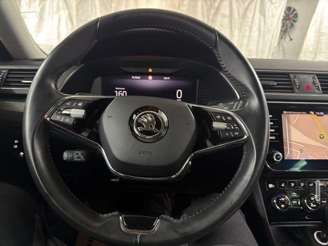 Skoda Superb 2.0 TDI DSG Style MATRIX VIRTUAL NAVI ACC