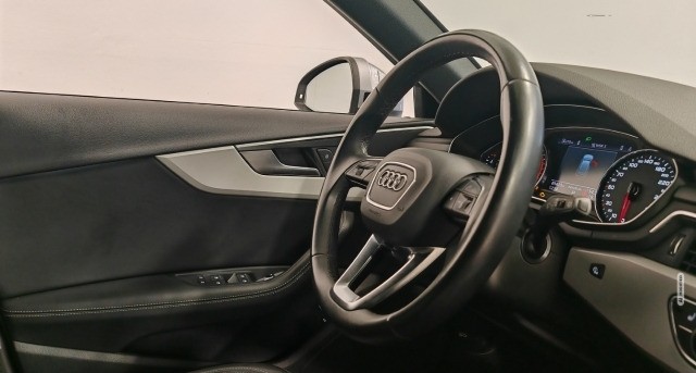 Audi A4 Allroad Quattro 40TDI Navi-Plus Pano Glanz-P.