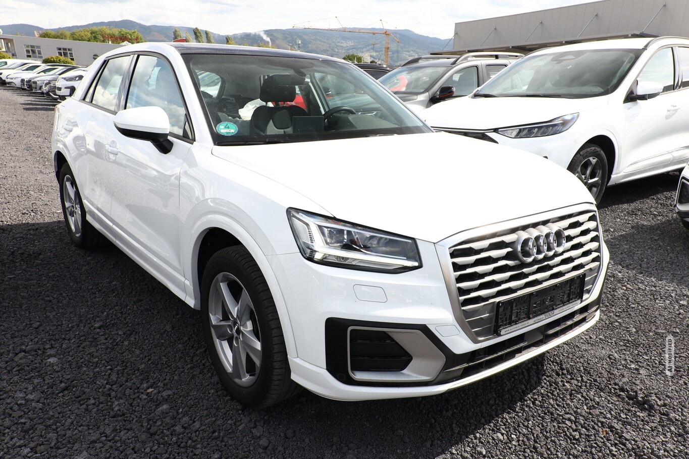 Audi Q2 1.0 30 TFSI 116 sport Pano LED AHK PDC Kam