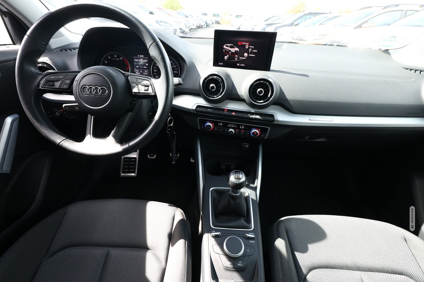 Audi Q2 1.0 30 TFSI 116 sport Pano LED AHK PDC Kam
