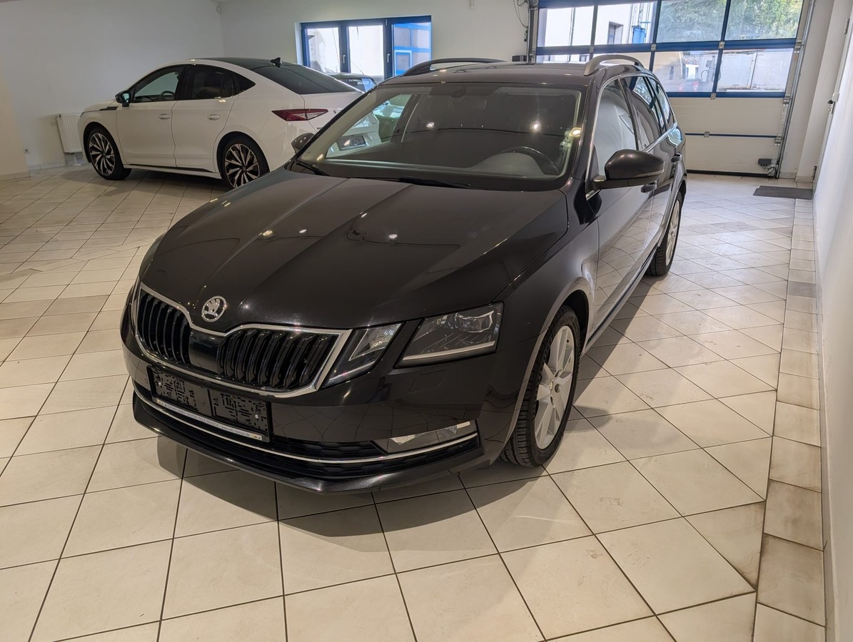 Skoda Octavia Combi 1.8TSI Style DSG LED SHZ PDC