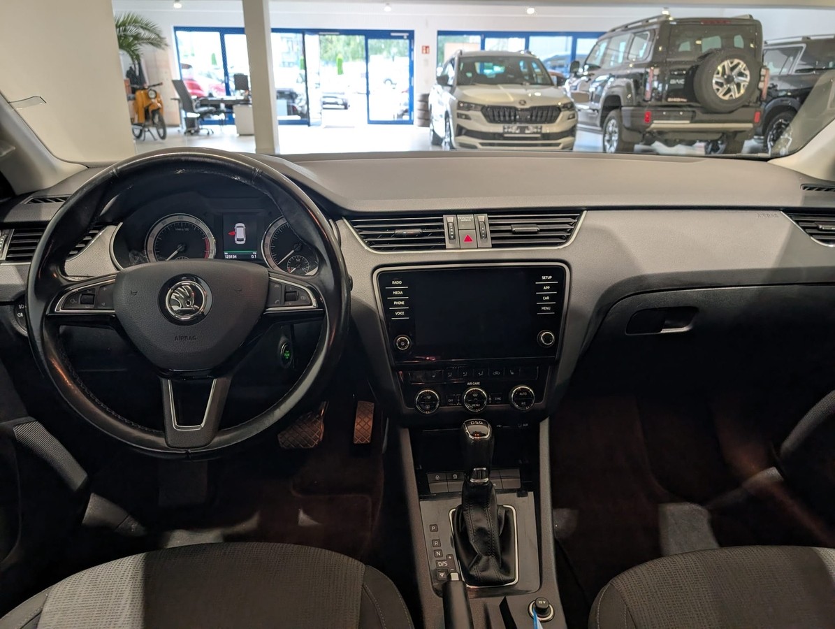 Skoda Octavia Combi 1.8TSI Style DSG LED SHZ PDC