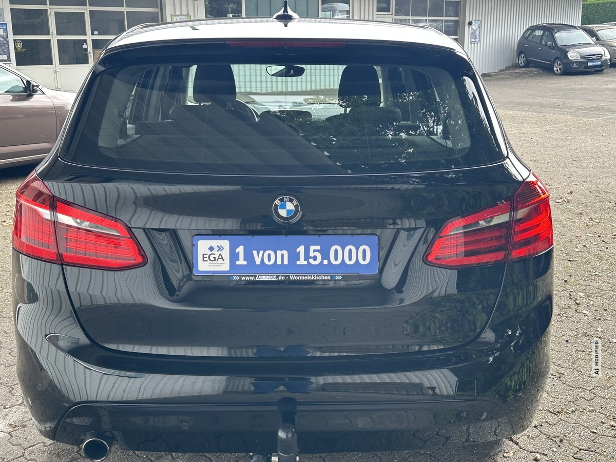BMW 218 Active Tourer BMW 218i Active Tourer Sport Line 52 TKM*A
