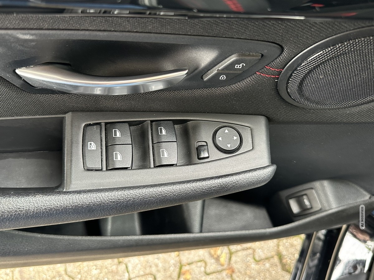 BMW 218 Active Tourer BMW 218i Active Tourer Sport Line 52 TKM*A