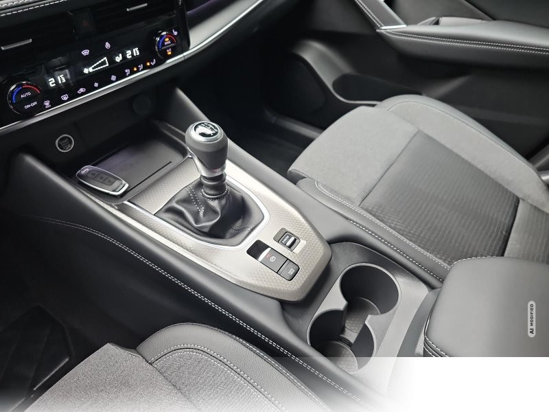 Nissan Qashqai 1,3 DIG-T MHEV N-CONNECTA WINTER KOMFORT