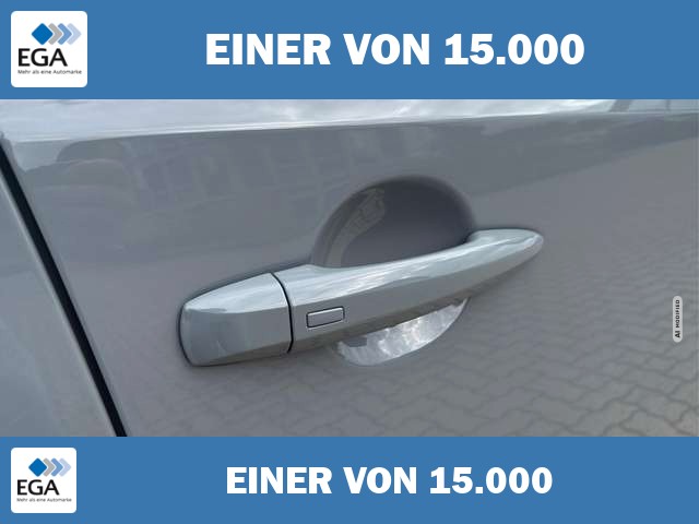 Nissan Qashqai QQ N-Connecta PANORAMA+beh.SCHEIBE+NAVI+AHK+ACC...