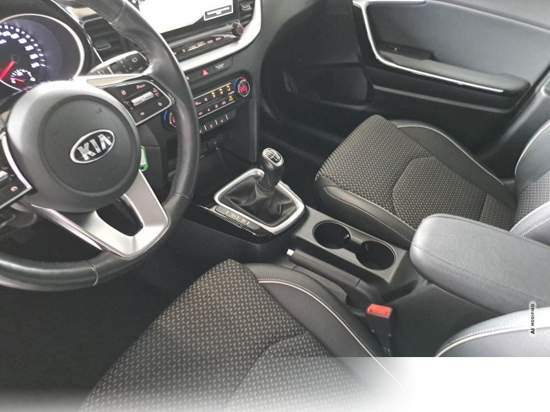 Kia XCeed 1.4 T-GDI JBL Sound Edition Navi LED
