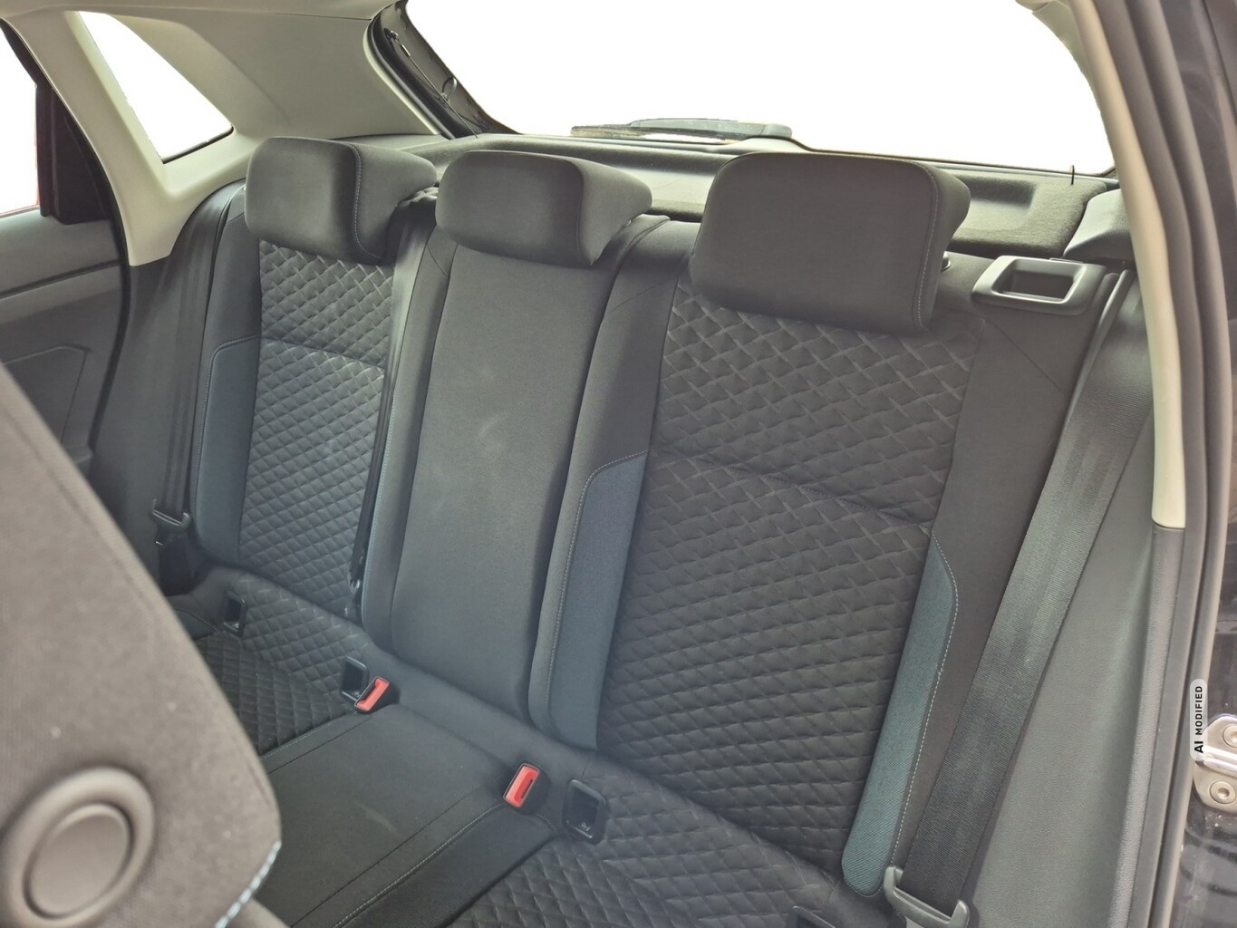 Volkswagen Polo 1.0 TSI 95 IQ.DRIVE PDC CompostitionM