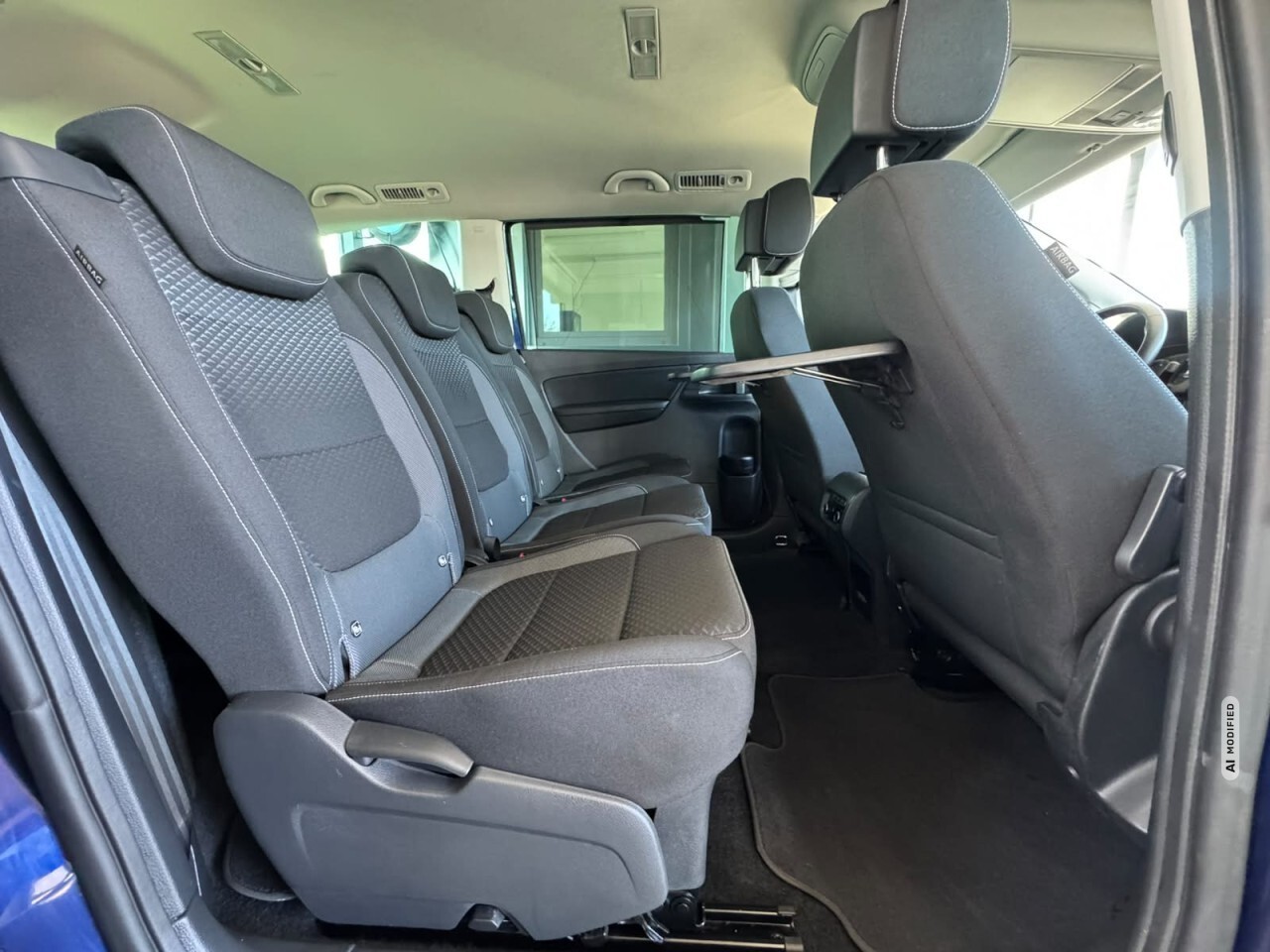 Volkswagen Sharan 1.4 TSI DSG,7-SITZE,XENON,KAMERA,EL.-TÜRE