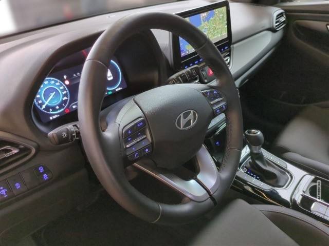 Hyundai i30 FL Kombi (MY25) 1.5 T-GDI (140 PS) 48V 7-DCT 2WD Advantage Plus-Paket