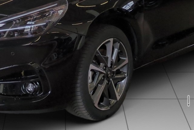 Hyundai i30 FL Kombi (MY25) 1.5 T-GDI (140 PS) 48V 7-DCT 2WD Advantage Plus-Paket