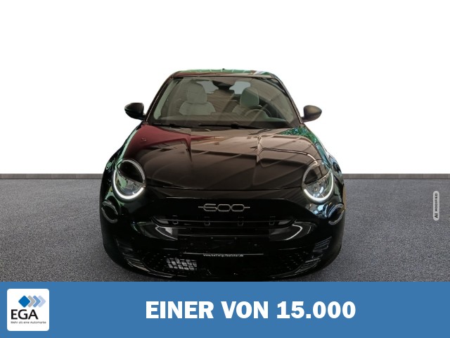 Fiat 600 Pop MHEV Spurhalteass. LED Temp Freisprecheinrichtung Klimaautomatik Musikst