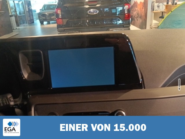 Ford Tourneo Courier TITANIUM NAVI / AHK / PDC / WINTER-PAKET 2 /FAHERASSISTENZ-PAKET