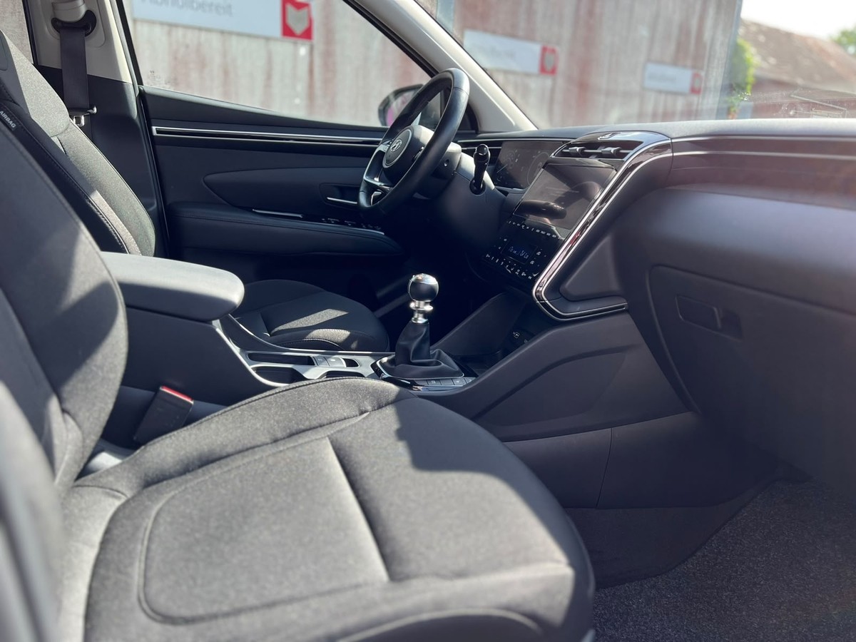 Hyundai Tucson 1.6 T-GDI Trend MHD - PDC - R.Kam - S-Dach