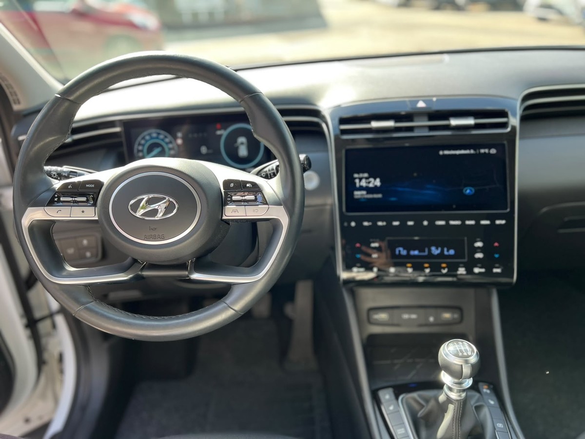 Hyundai Tucson 1.6 T-GDI Trend MHD - PDC - R.Kam - S-Dach