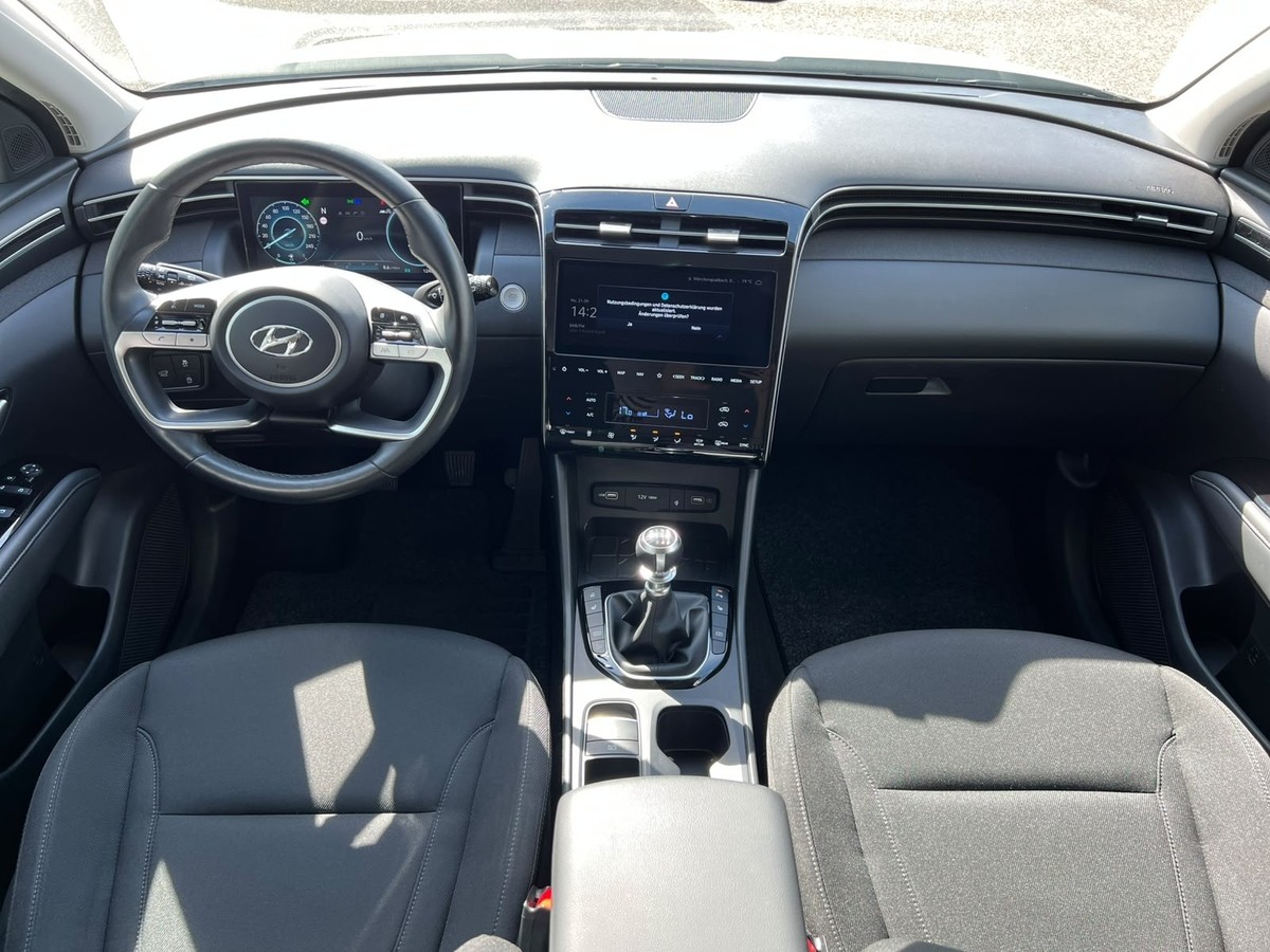 Hyundai Tucson 1.6 T-GDI Trend MHD - PDC - R.Kam - S-Dach