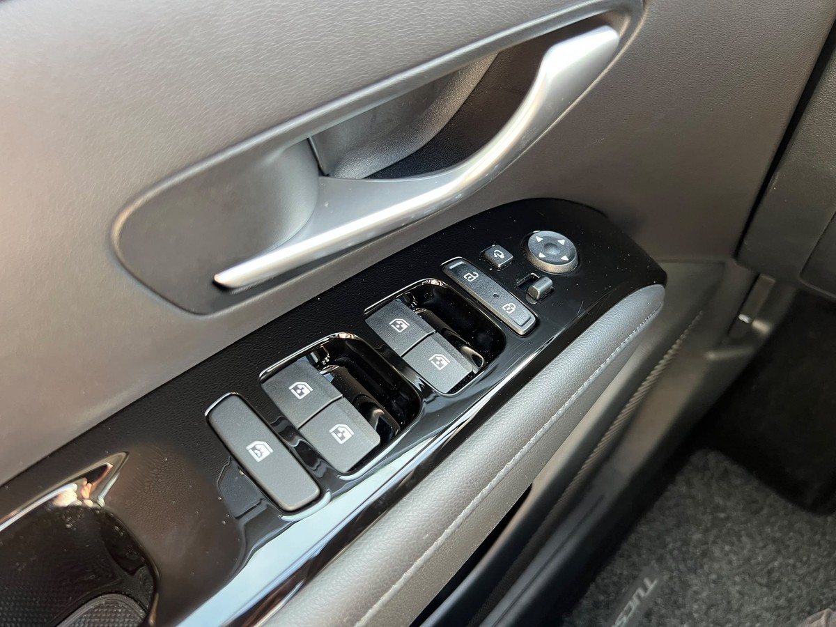 Hyundai Tucson 1.6 T-GDI Trend MHD - PDC - R.Kam - S-Dach