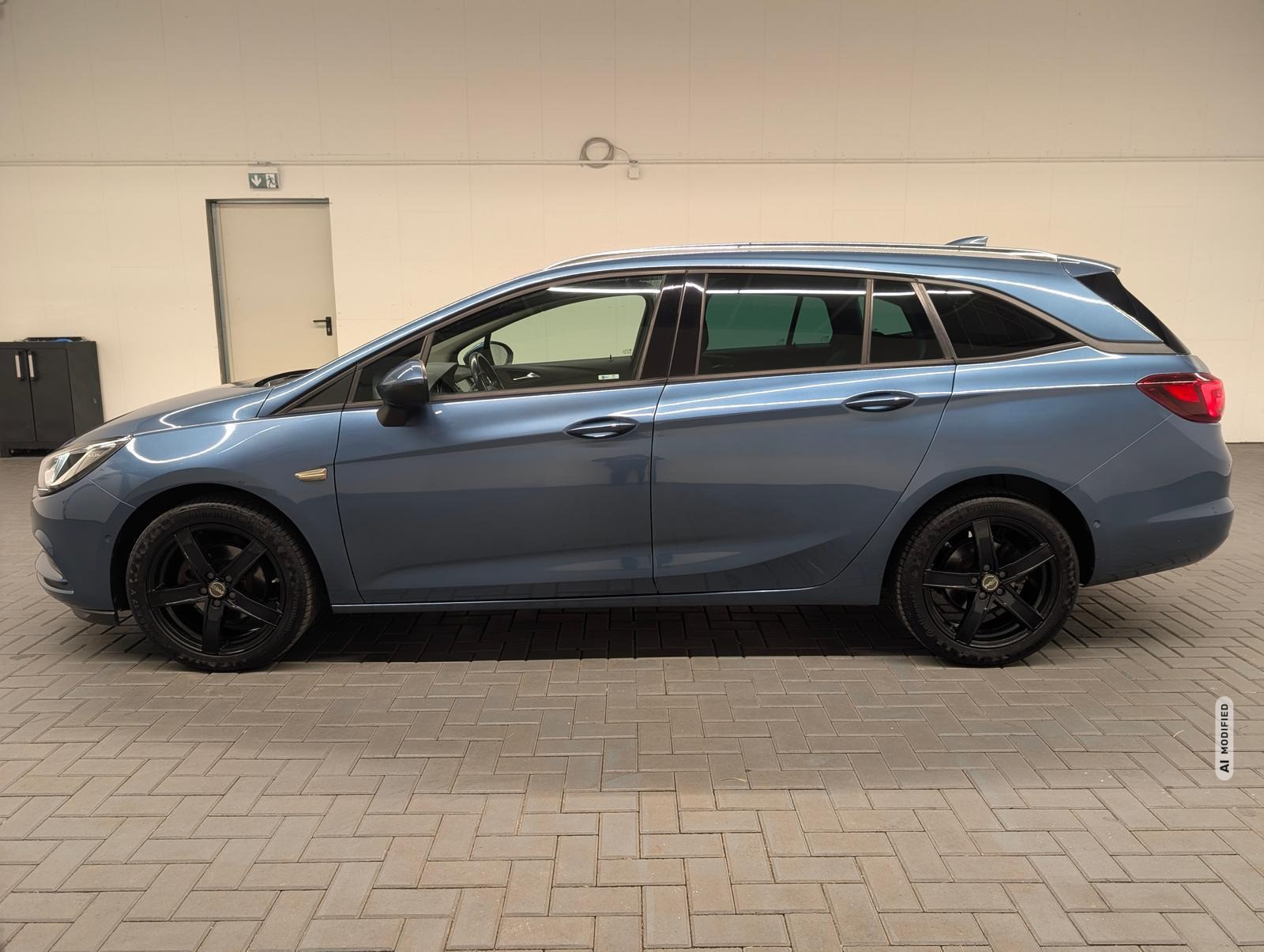 Opel Astra ST IntelliLux/Navi/4xSHZ/Kam/Keyl./GRA/elH