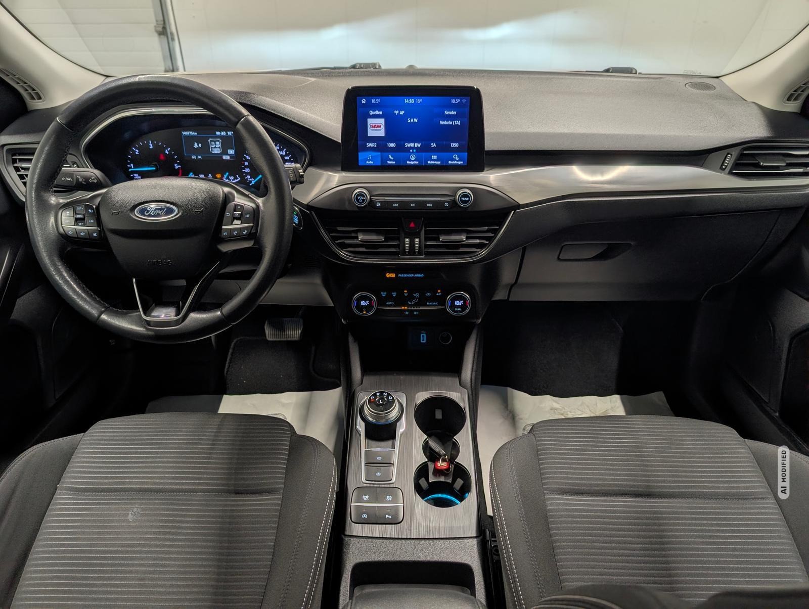 Ford Focus Turnier Titanium LED/Navi/DAB/Kam/ACC/Keyl