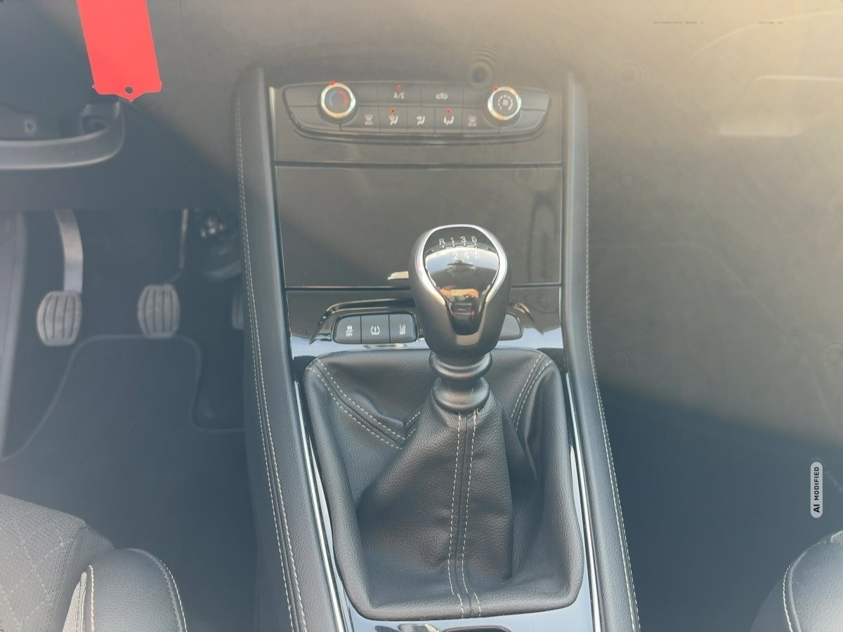Opel Grandland X 1.2 Turbo Edition LED,PDC,Akustikglas
