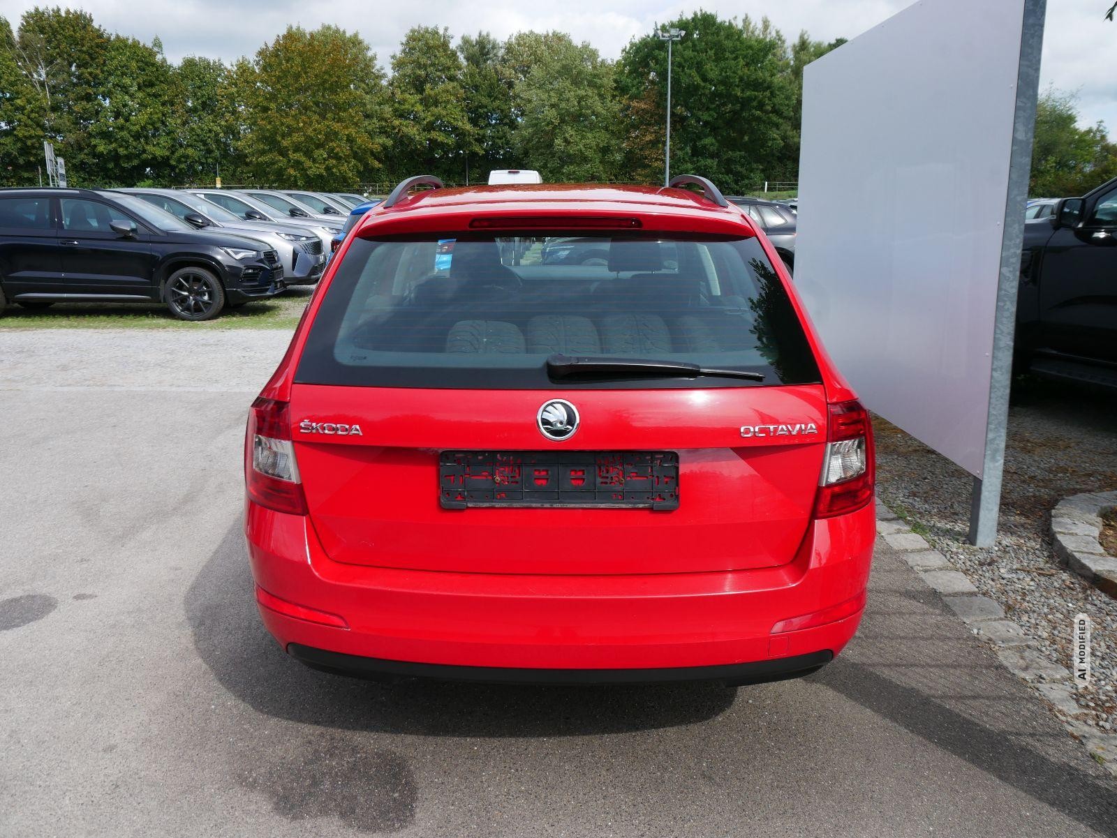 Skoda Octavia Combi III 1.6 TDI DPF ACTIVE PLUS * GREEN TEC * SITZHEIZUNG * DACHRELING