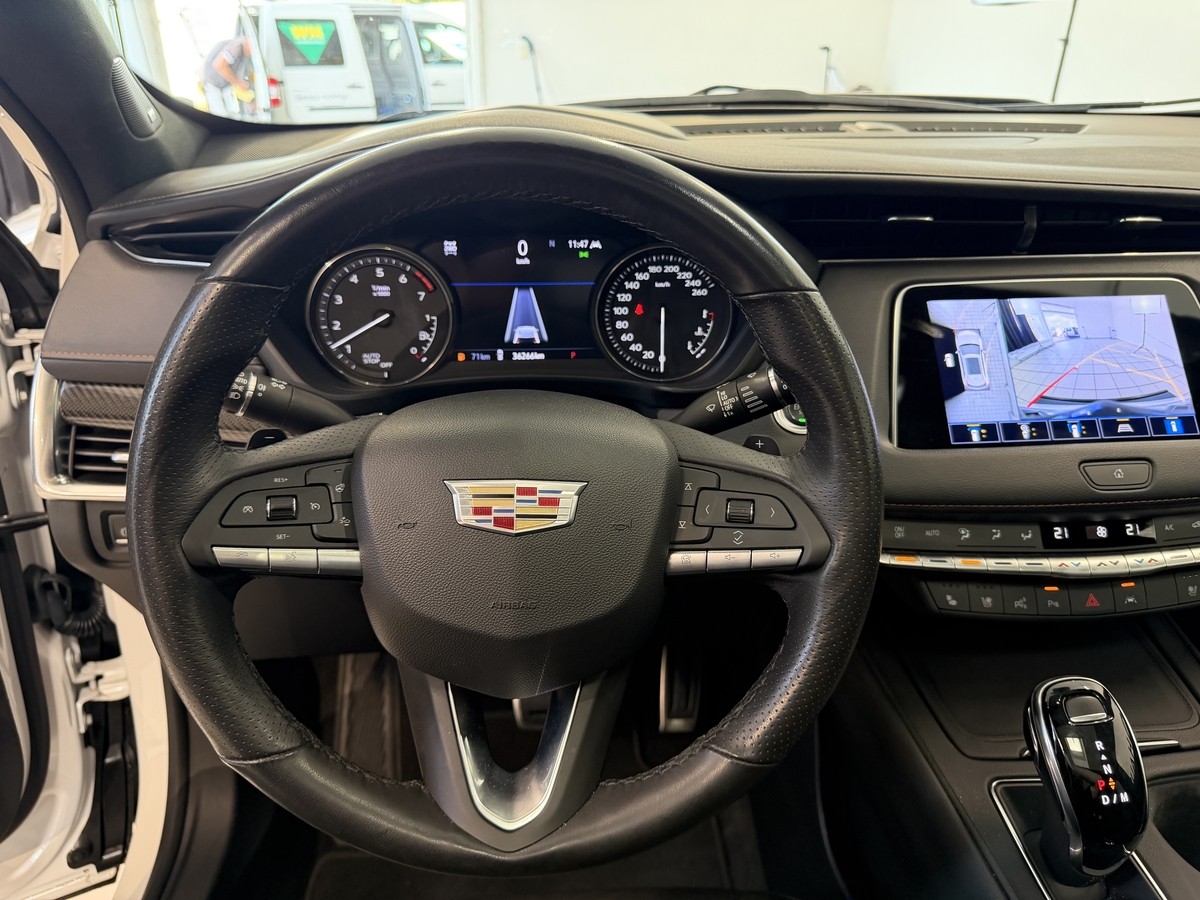 Cadillac XT4 2.0*Allwetter*