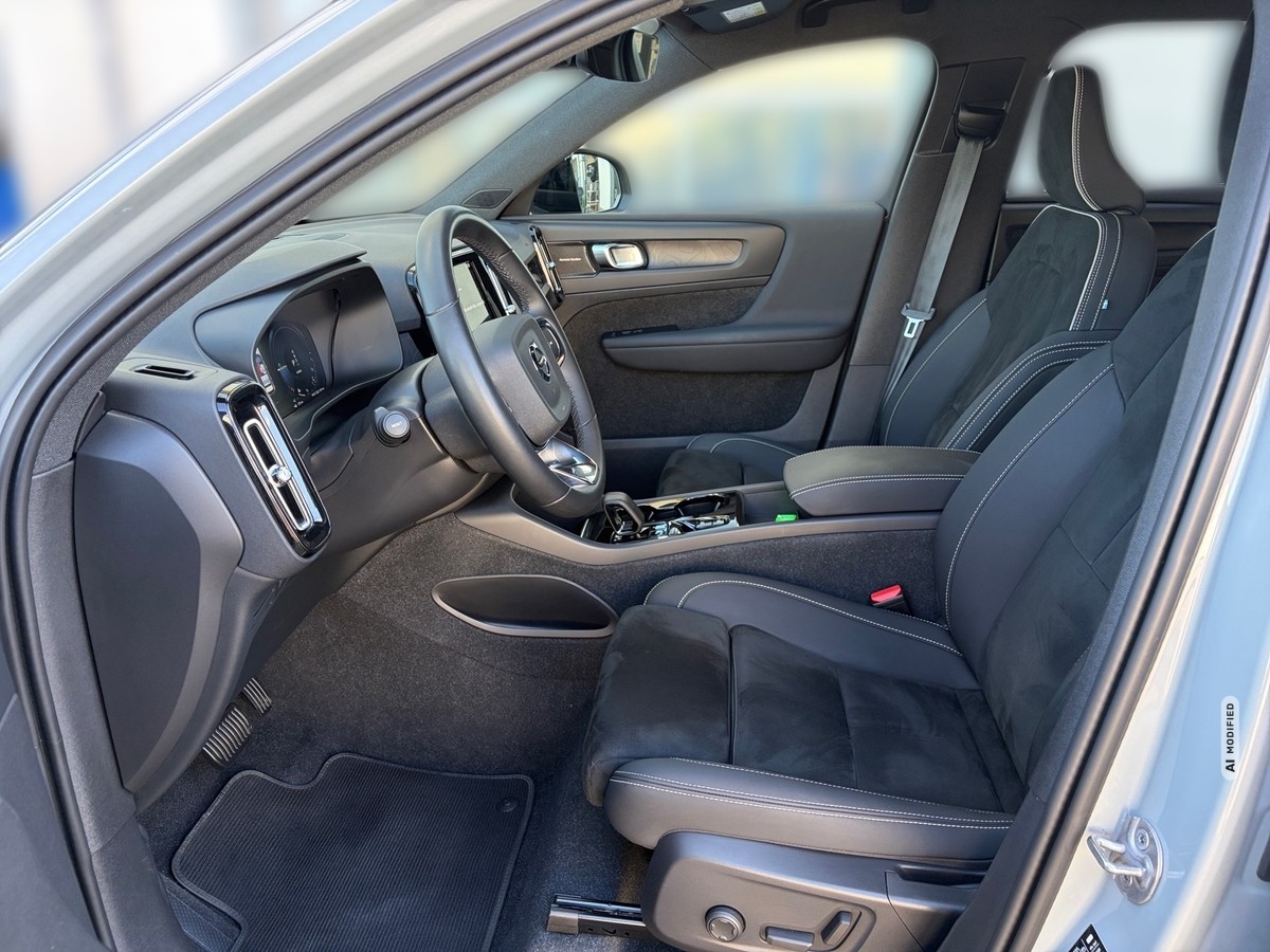 Volvo XC40 T5 PHEV Plus Dark 360 Kam