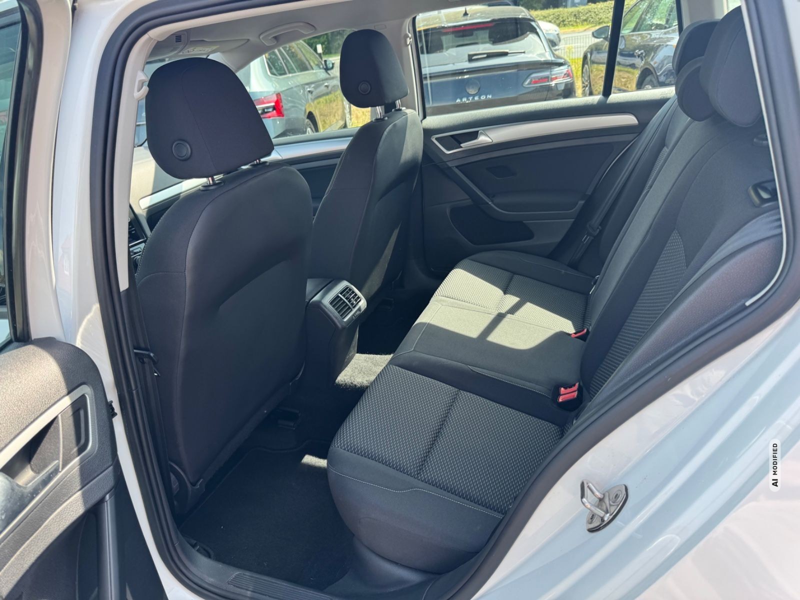 Volkswagen Golf VII Variant MFL ALLWETTER NAVI PDC SHZ Car Play 
