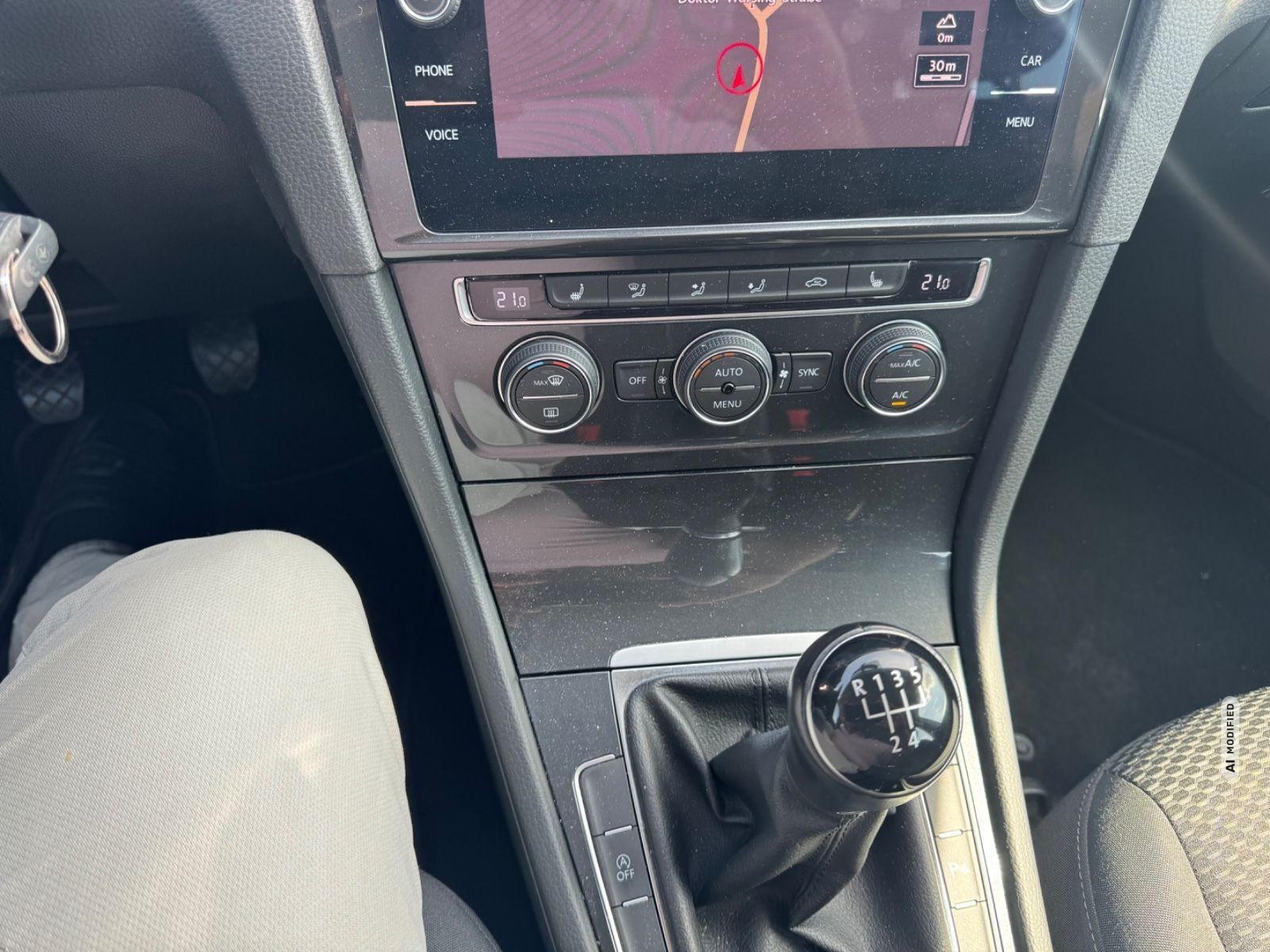 Volkswagen Golf VII Variant MFL ALLWETTER NAVI PDC SHZ Car Play 