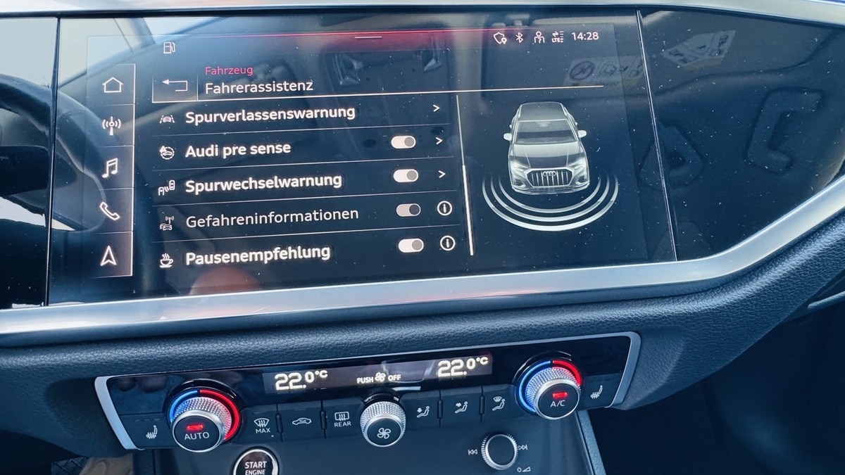 Audi Q3 35 1.5 TFSI NAVI ACC LED AHK R-CAM