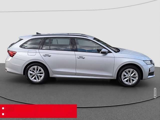 Skoda Octavia Combi 2.0 TDI DSG Selection AHK NAVI ACC