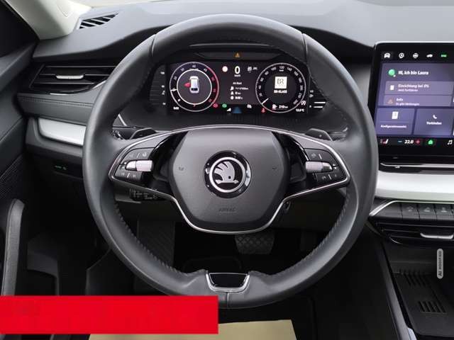 Skoda Octavia Combi 2.0 TDI DSG Selection AHK NAVI ACC
