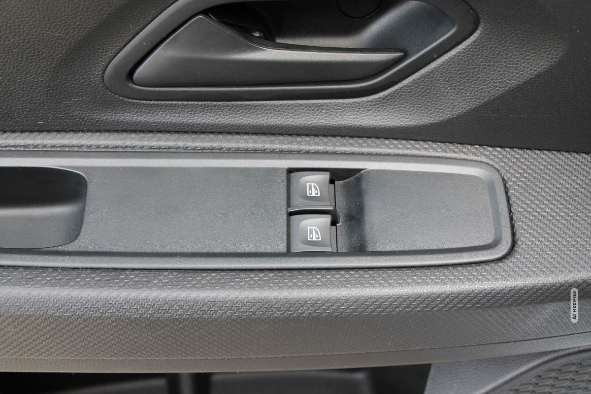 Dacia Sandero Essential TCe 90