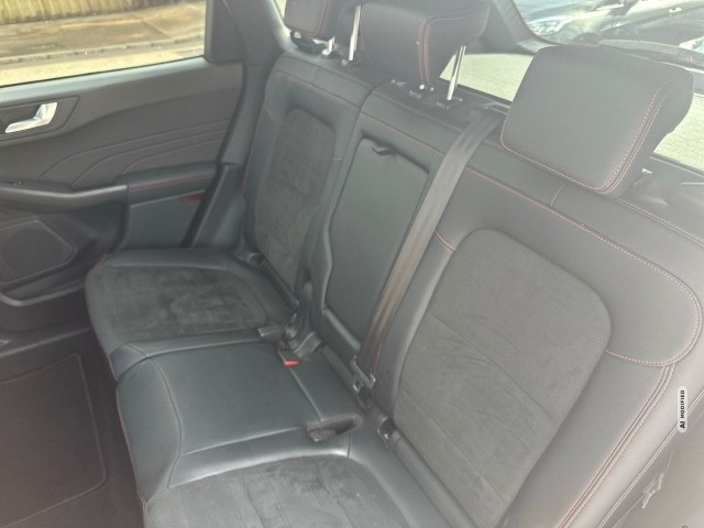 Ford Kuga PHEV  ST-Line X AHK el.+Panodach+ACC+ WinterP. 8 Fach bereift