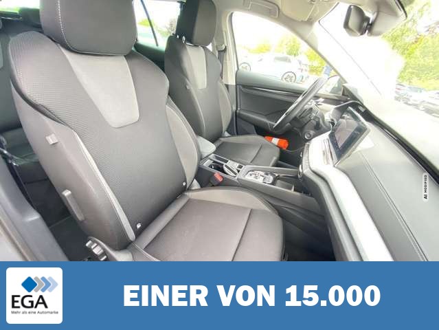 Skoda Octavia Combi 2.0 TDI DSG 4x4 Ambition 18