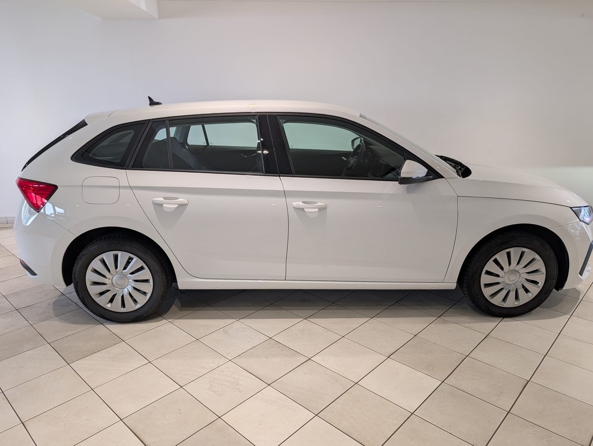 Skoda Scala Selection AHK Garantie 10/2030