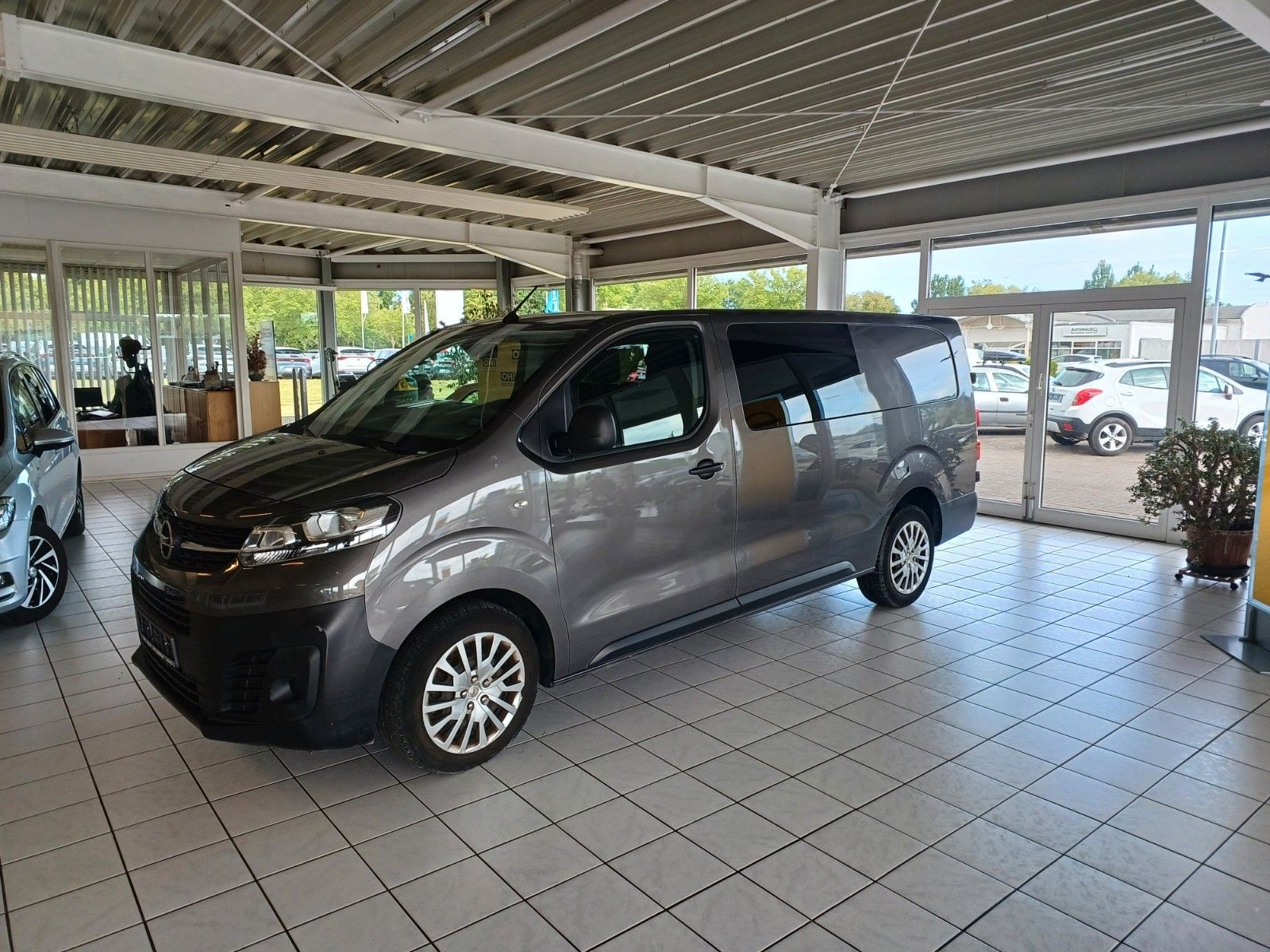 Opel Vivaro Kasten Edition L  Doppelkabine