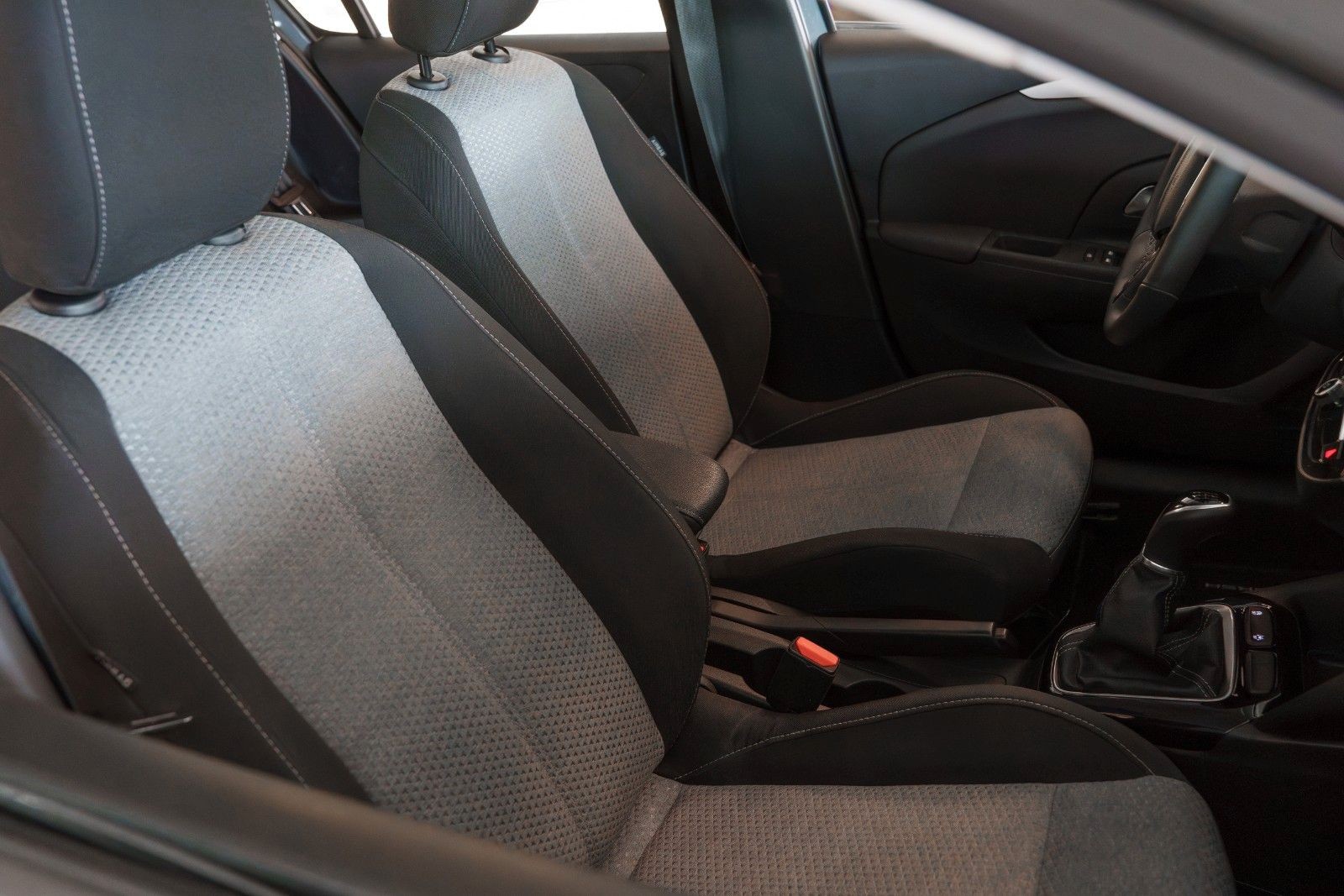 Opel Corsa F Basis