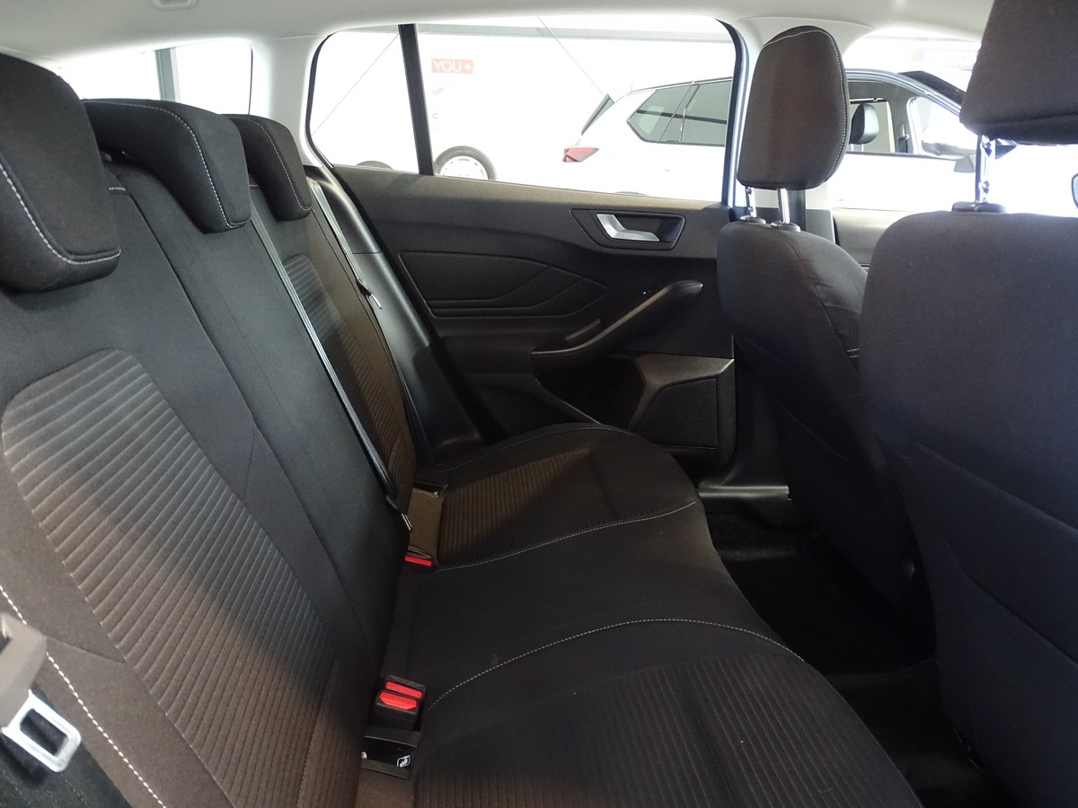 Ford Focus 1.0 EcoBoost Turnier Mild-Hybrid Titanium 