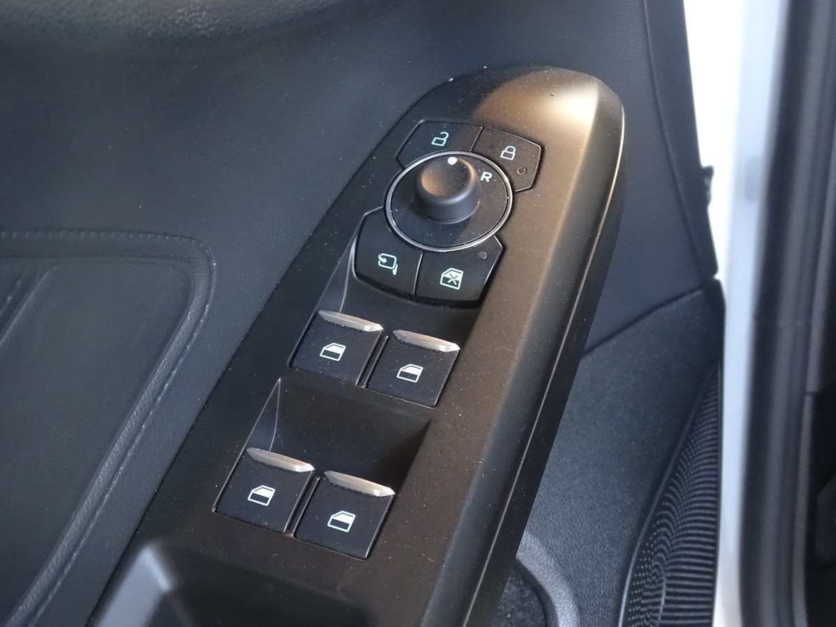 Ford Focus 1.0 EcoBoost Turnier Mild-Hybrid Titanium 